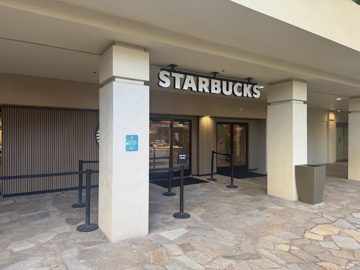 Royal Hawaiian Center